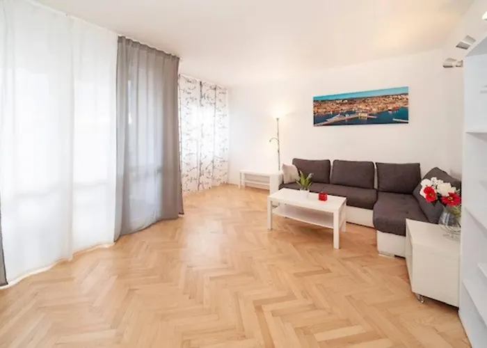 Lejlighed Sea View W/ 2bd 1bt Free Street Parking *