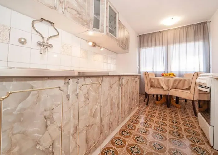 Sea View W/ 2bd 1bt Free Street Parking Rijeka