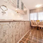 Sea View W/ 2bd 1bt Free Street Parking Rijeka